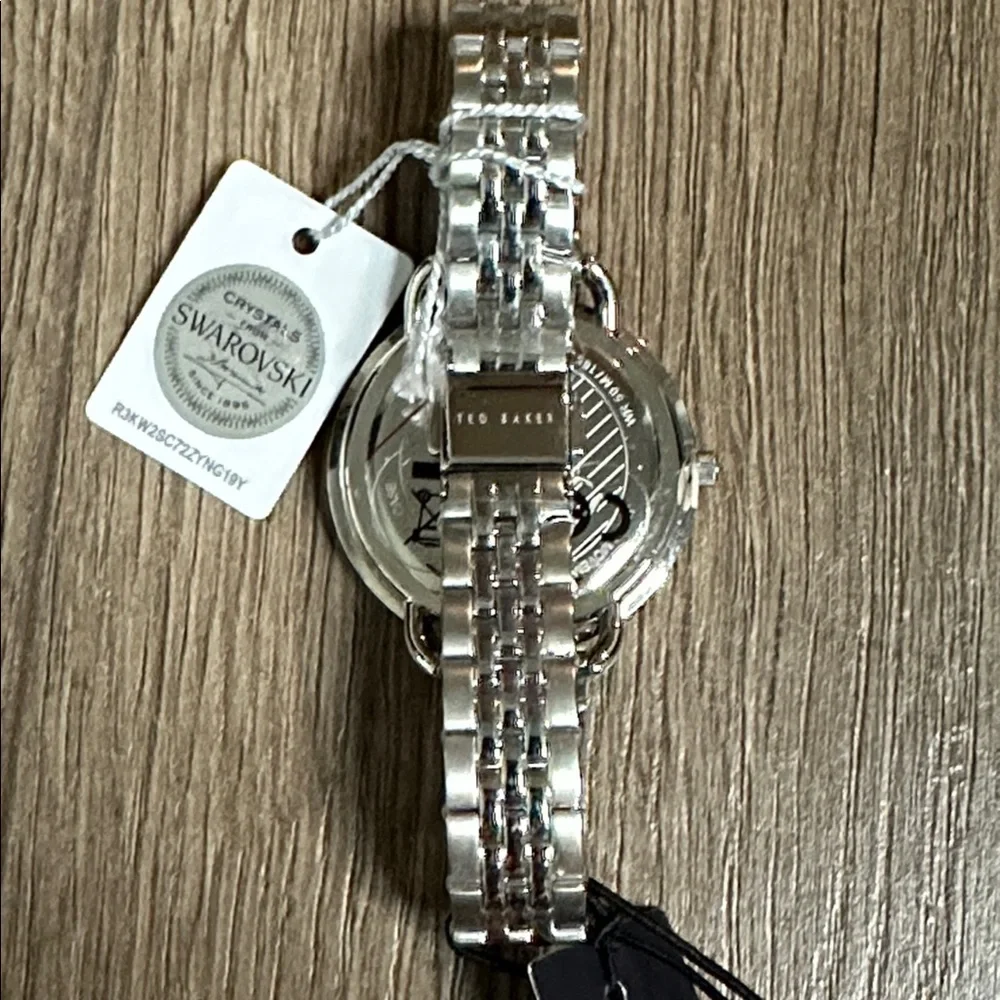 Ted Baker Analog Hettie Collection Watch Silver Swarovski Crystals Quartz Round‎